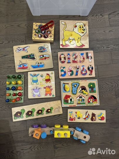 Развивающие игрушки пакетом