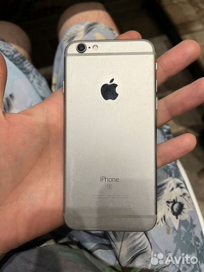 iPhone 6S, 32 ГБ