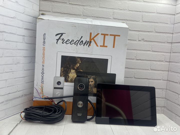 Видеодомофон Novicam night Freedom 7fhd