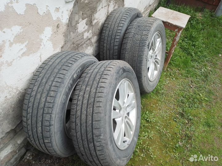 Laufenn I Fit IZ 215/65 R16 99