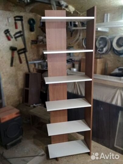 Продам стеллажи