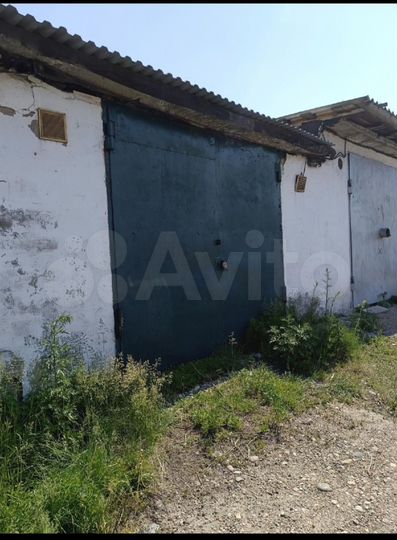 Гараж, > 30 м²