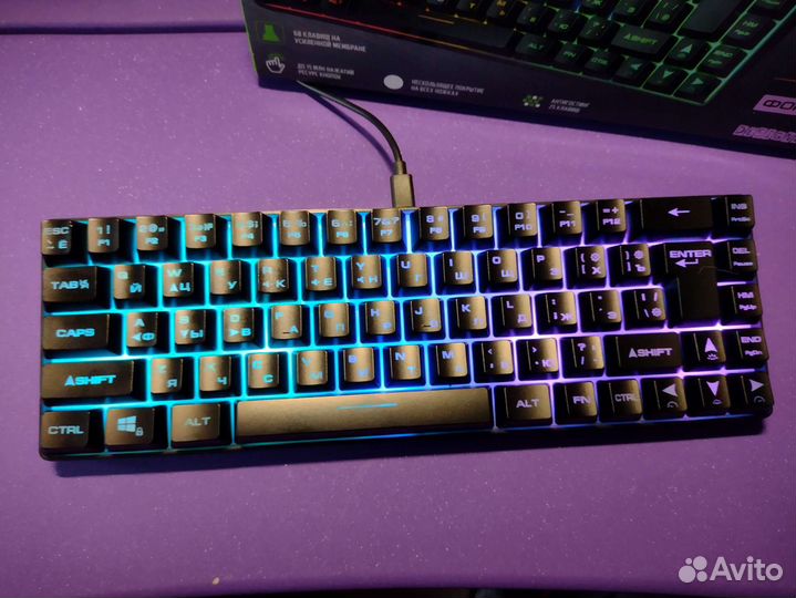 Портативная игровая клавиатура Panteon M2