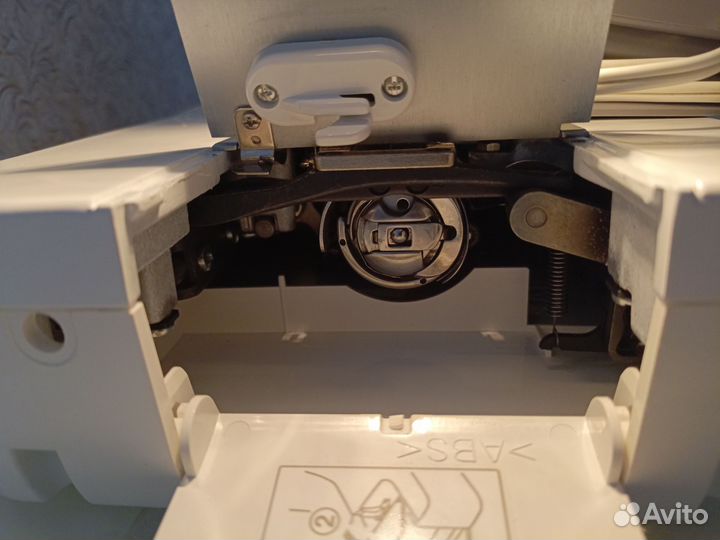 Швейная машина