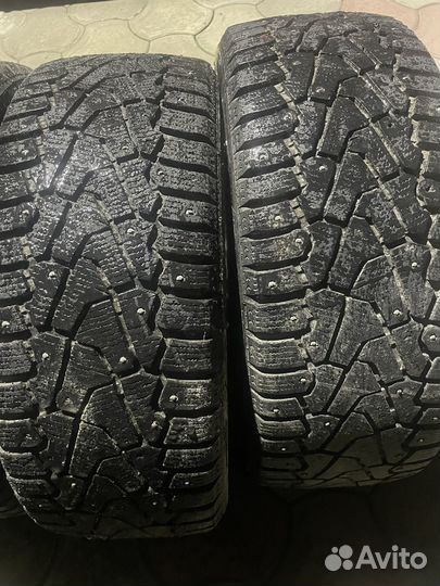 Pirelli Ice Zero 215/50 R17