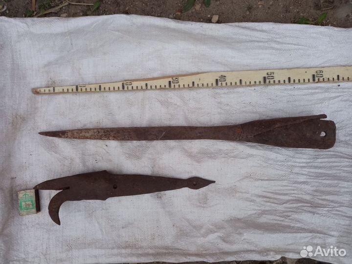 Вилы, багры, Пешня