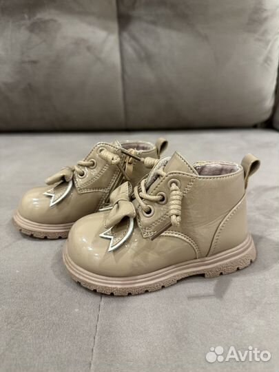 Ботинки для девочки демисезонные 21