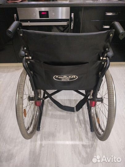 Коляска инвалидная армед
