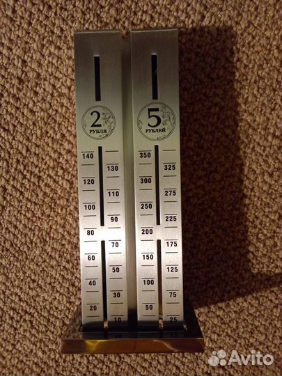 Сувенирная каска английского полицейского