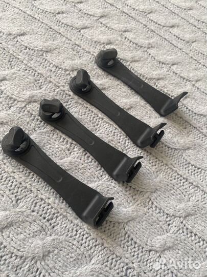 Держатели оригинальных ковриков ford focus mondeo