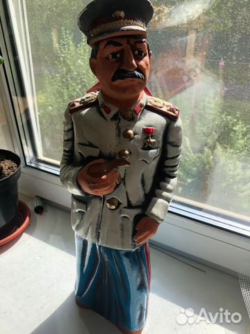 Генералисимус Сталин и его компания