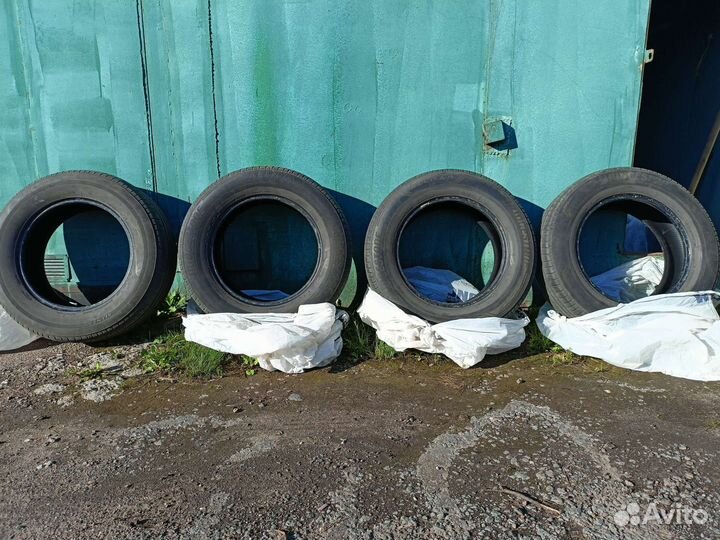 Bridgestone Alenza 001 235/65 R17 108V