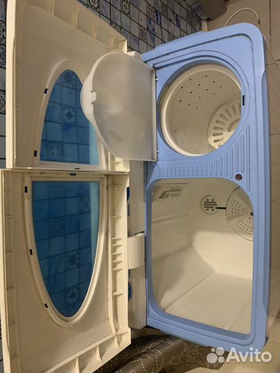 Машинка стиральная полу автомат