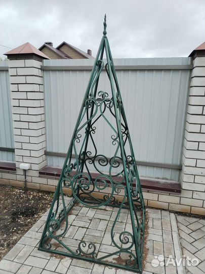 Опора для вьющихся растений