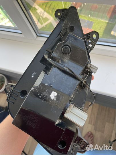 Задний правый фонарь в бампер hyundai santafe 4