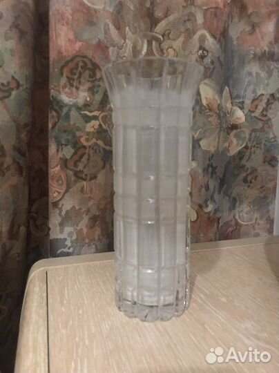 Ваза хрустальная