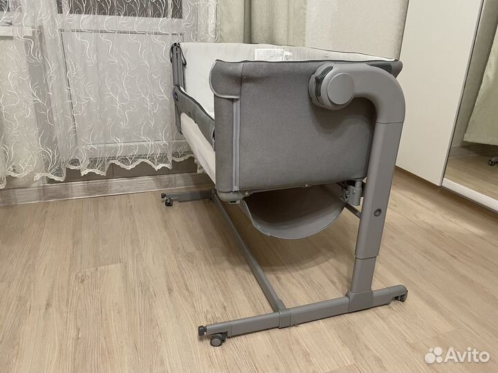Приставная кроватка chicco