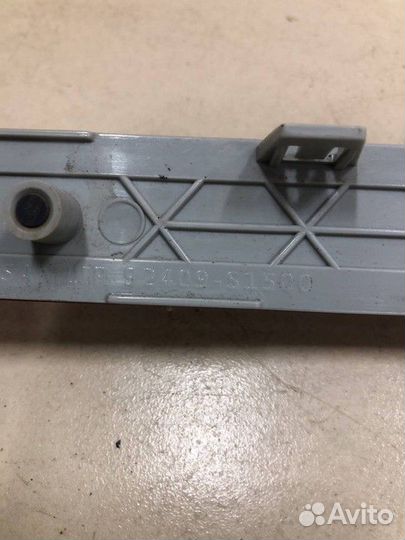 Светоотражатель центральный в задний бампер