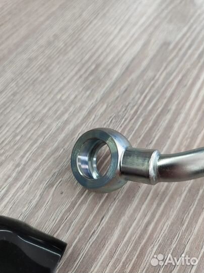 Трубка масляная новая оригинал Lexus,Toyota левая