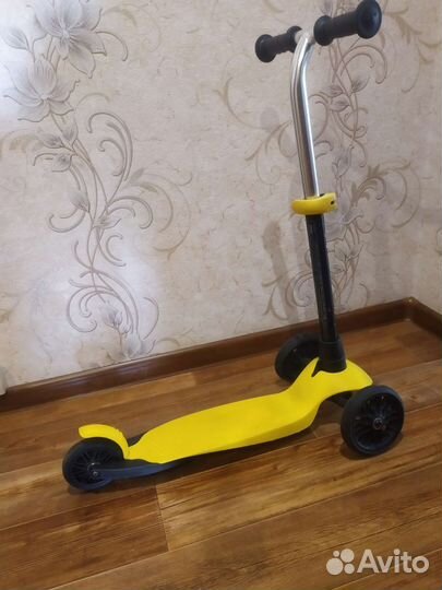 Самокат детский трехколесный