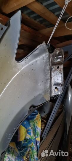 Крыло переднее левое toyota venza