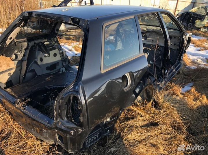 Крыло заднее правое Audi A6 c5 C5