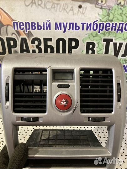 Рамка центральная в торпедо Hyundai Getz