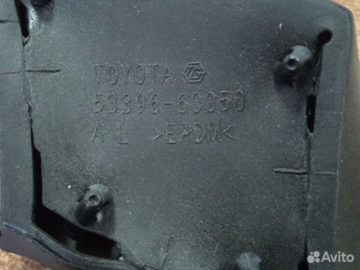 Уплотнитель Toyota land cruiser prado 5339660050