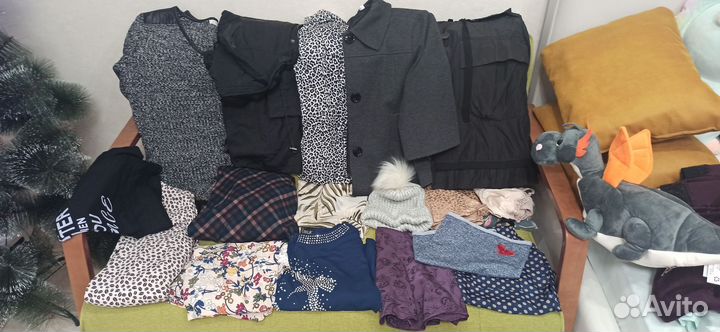 Пакет женских вещей в идеальном состоянии