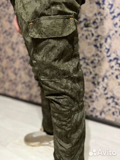 Камуфляжная военная форма зимняя
