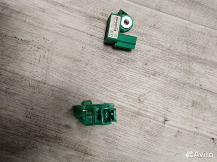 Датчик удара Peugeot 308 I рестайлинг 1.6 MT (120