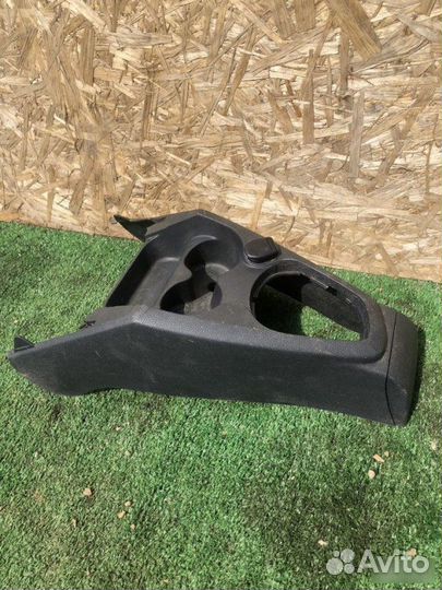 Центральная консоль Renault Logan 2 2018-2024