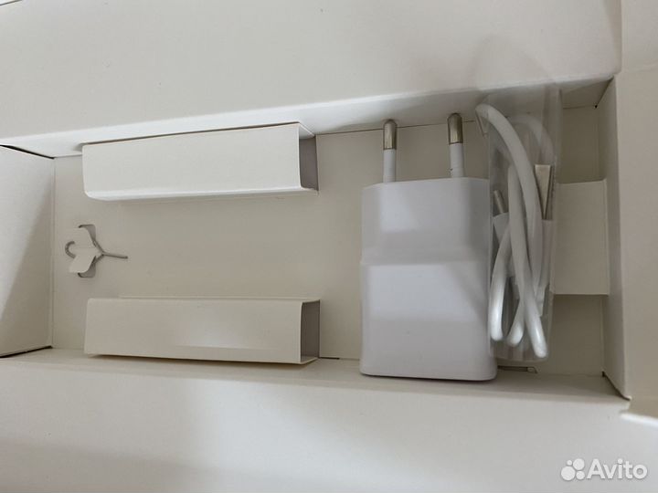 Продаю новый планшет Samsung SM - X200, Gray/64 GB