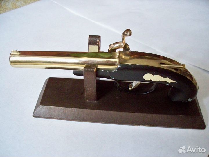 Зажигалка бензиновая