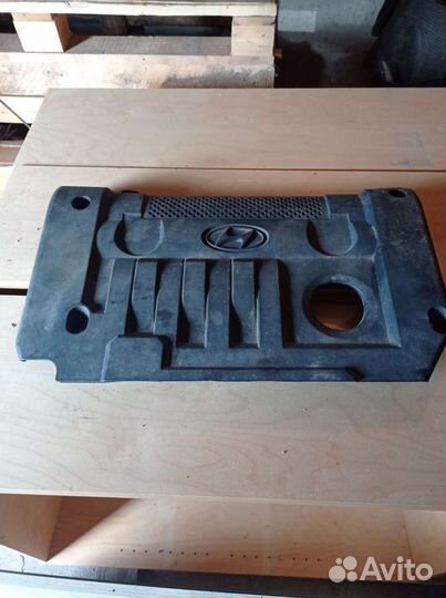 Декоративная крышка двигателя hyundai