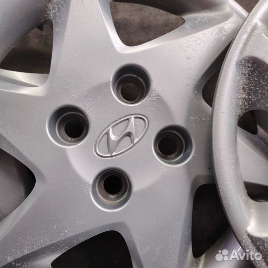 Колпаки на hyundai solaris r15