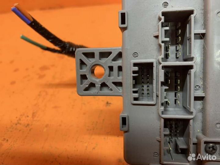 Блок предохранителей салонный Acura Mdx YD3 3.5