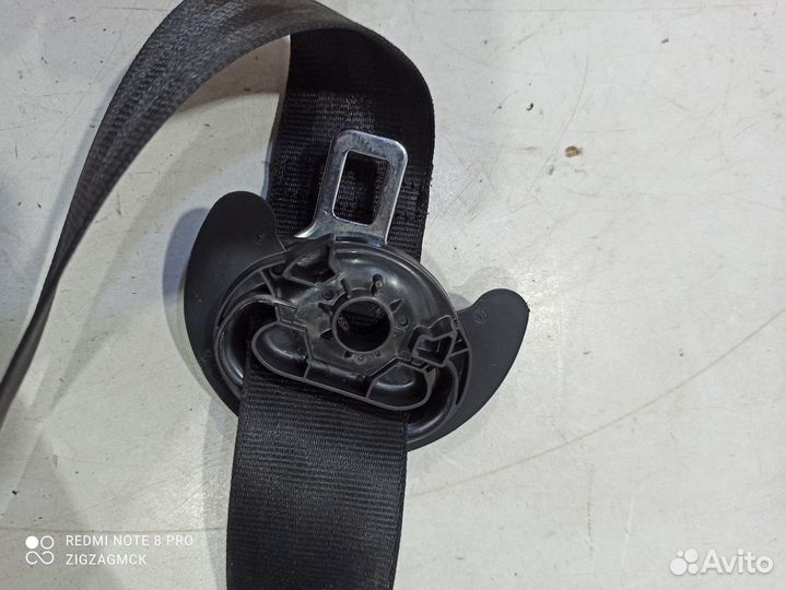 Ремень безопасности (передний правый) (Audi Q8)