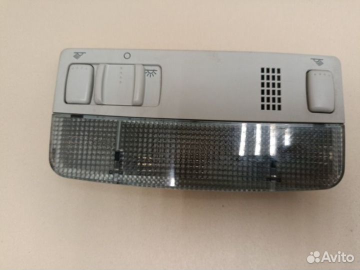 Плафон салонный Skoda Rapid czca 2021