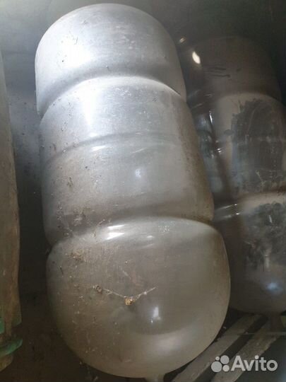 Фляга стеклянный сосуд литров на 100