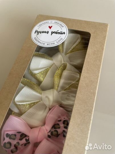 Подарочный бокс из бантиков-резинок для волос