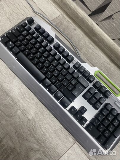 Клавиатура defender