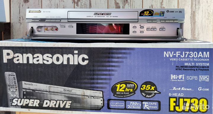 Hi-Fi видеомагнитофон Panasonic NV-FJ730AM