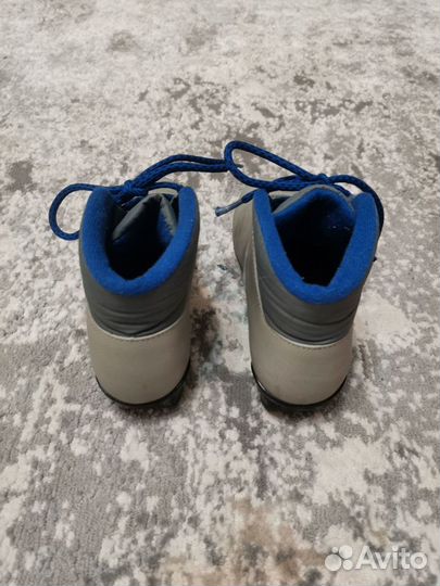 Лыжные ботинки детские 32 р