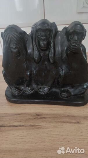 Статуэтка из камня