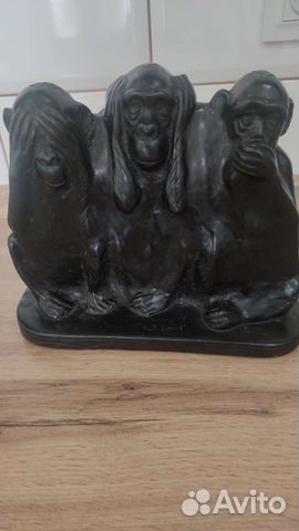 Статуэтка из камня