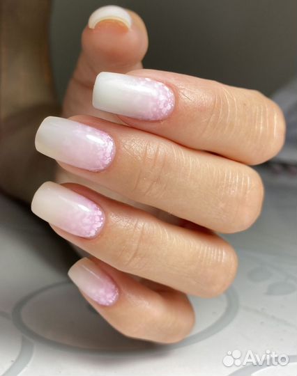 Маникюр и педикюр