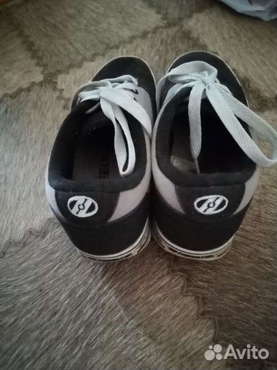 Хилисы. Кеды с роликом на пятках