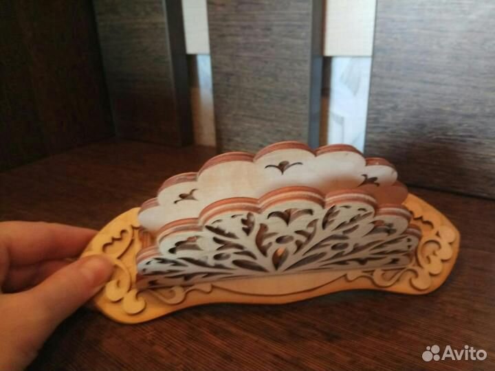 Салфетница деревянная