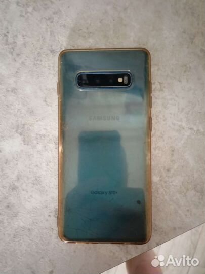Телефон Samsung galaxy s10 plus